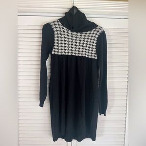 Long sweater, houndstooth，size small